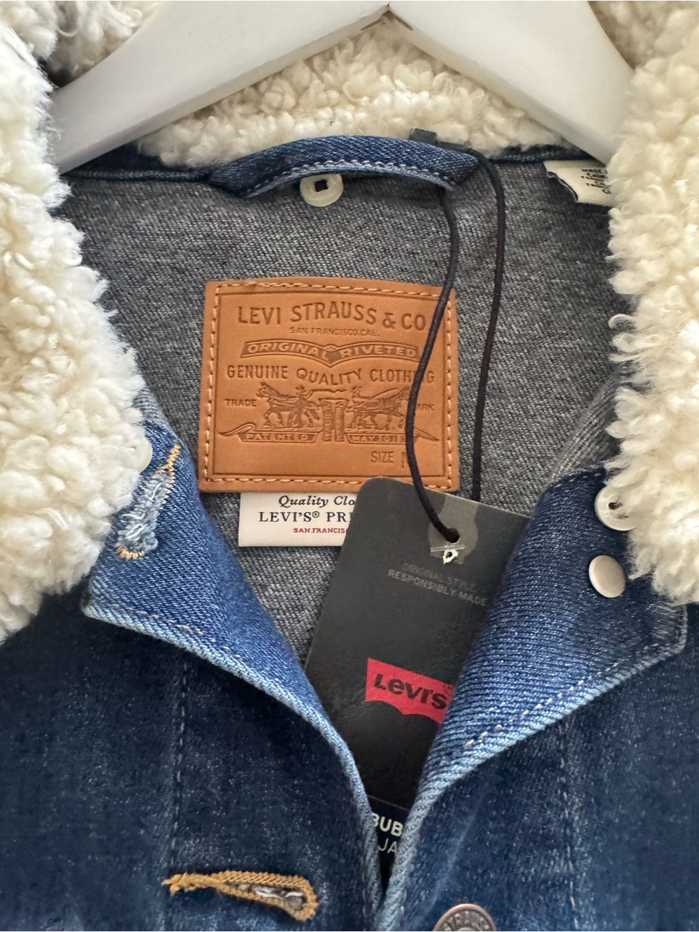 LEVI'S BABY BUBBLE TRUCKER JACKET NWT